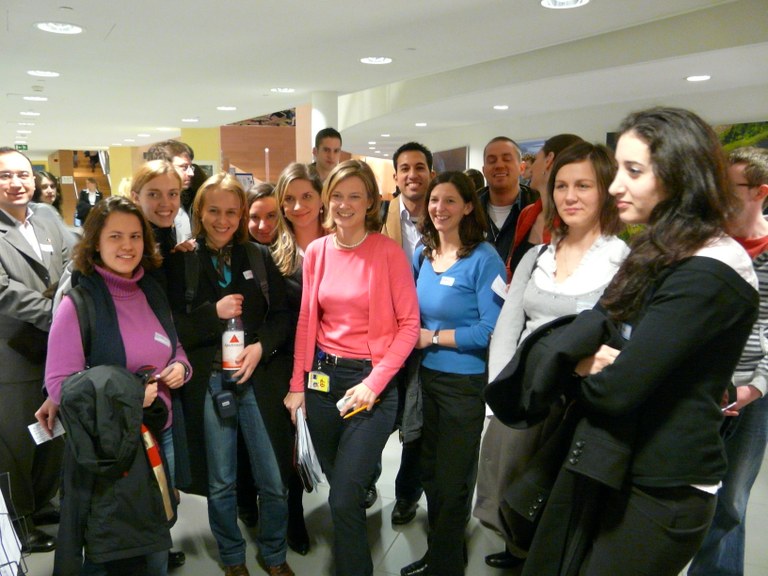 Schnurbein and students.jpg Schnurbein and students.jpg